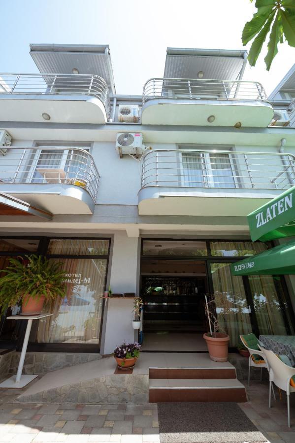 Hotel Holiday-M Охрид Екстер'єр фото